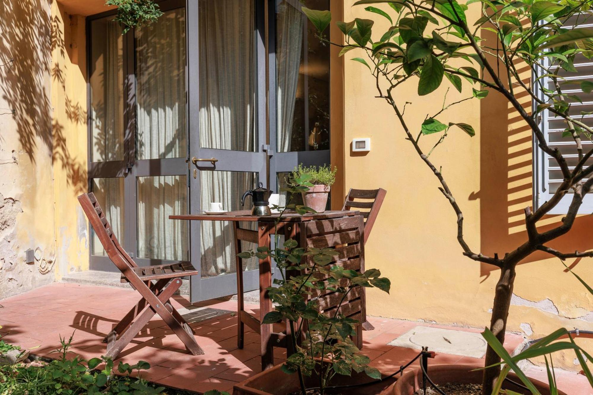 Santa Croce Deluxe Apartment Флоренция Экстерьер фото