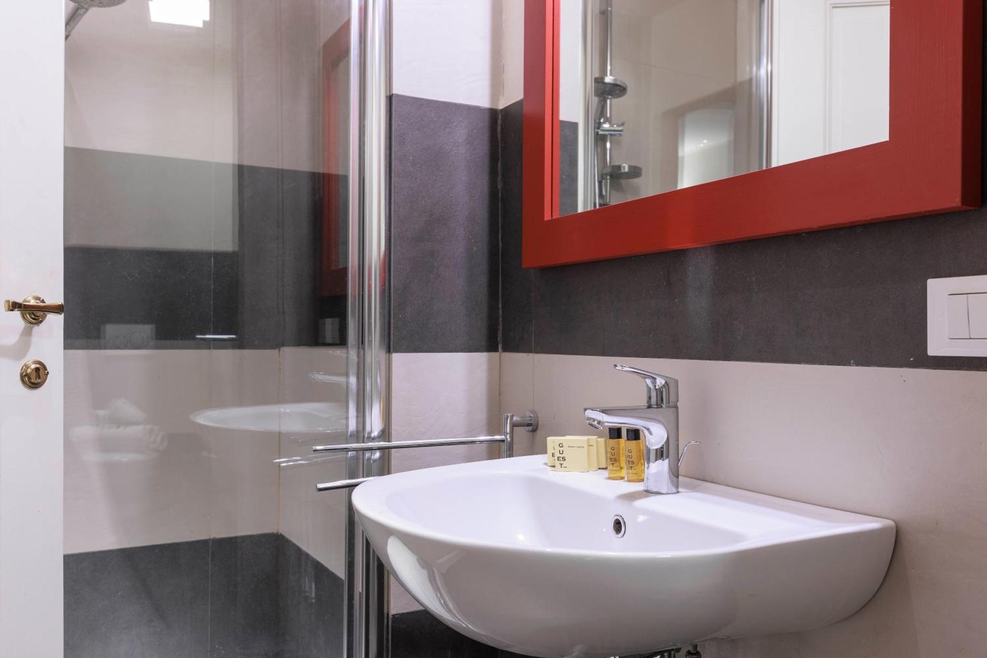Santa Croce Deluxe Apartment Флоренция Экстерьер фото
