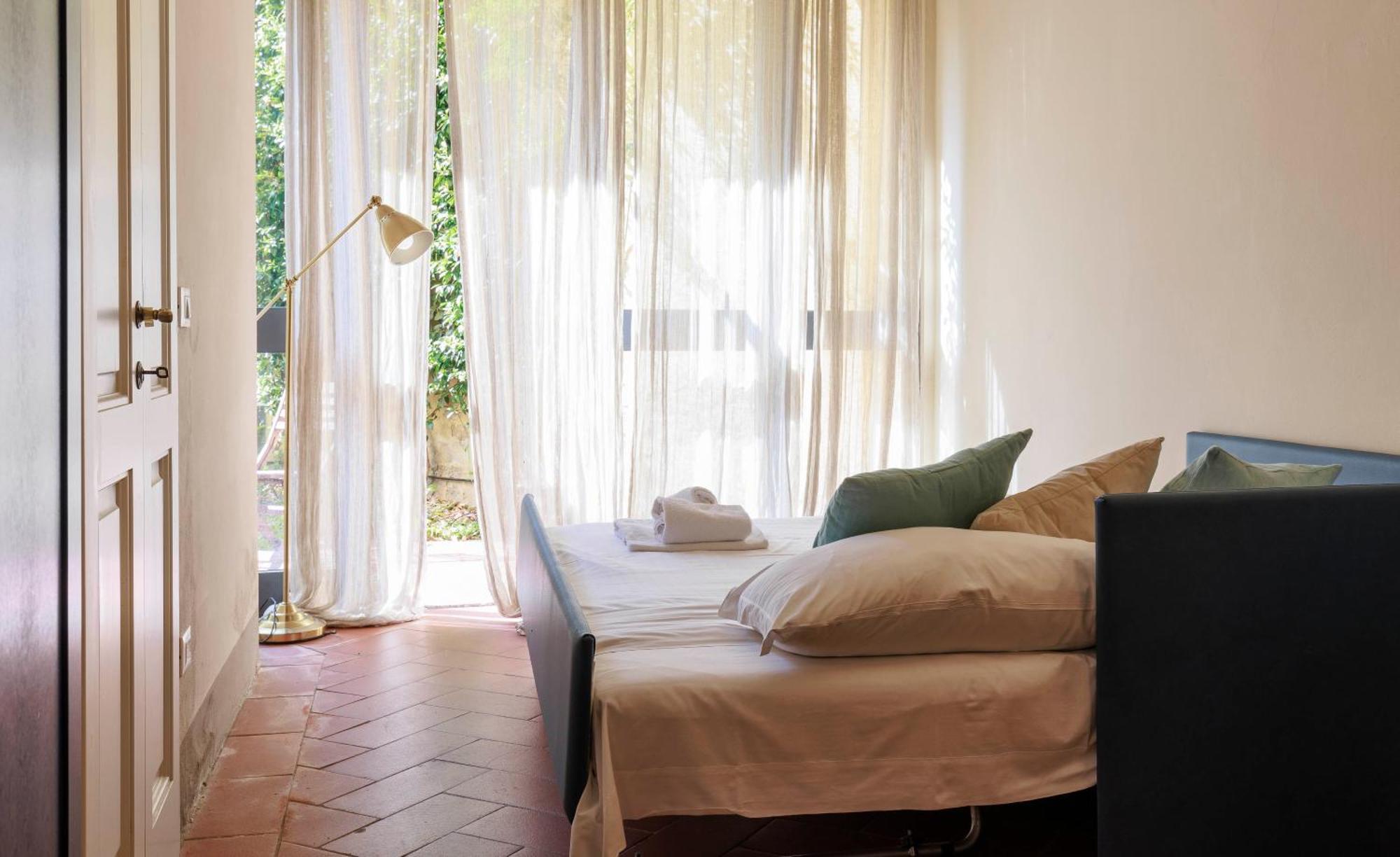 Santa Croce Deluxe Apartment Флоренция Экстерьер фото